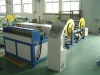 Duct forming machine