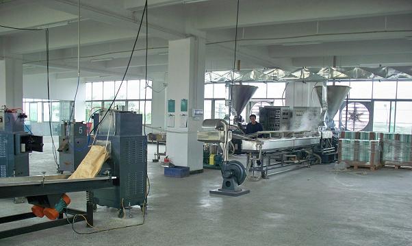Twin screw extruder for Engineering alloy and GF reinforcing