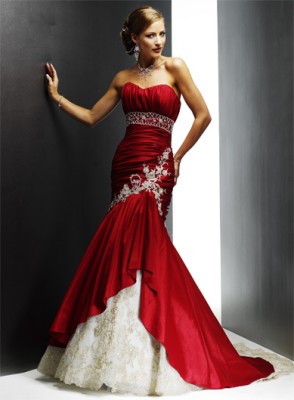 Red Sweetheart Strapless Bridal Gown Wedding Dress