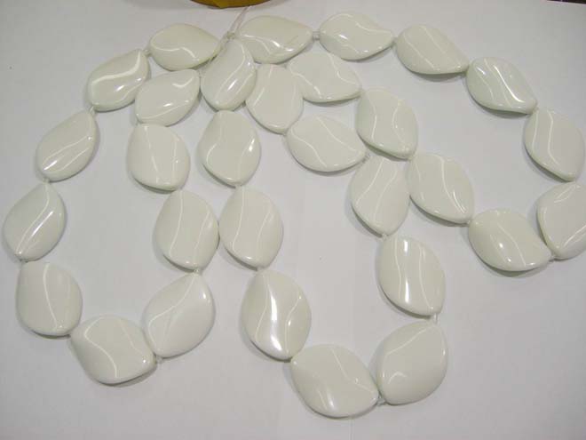 White Agate Necklaces (AG11)