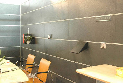 Wall Cladding (with Crosspieces Made by Aluminium Alloy)