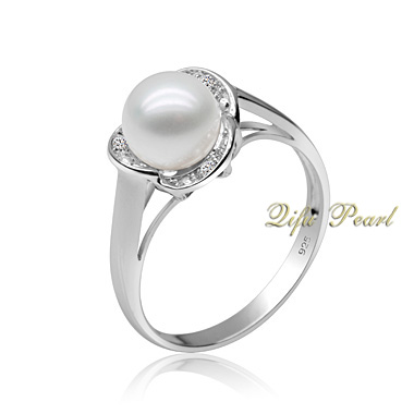 Fashion 925 Silver Ring with Freshwater Pearl