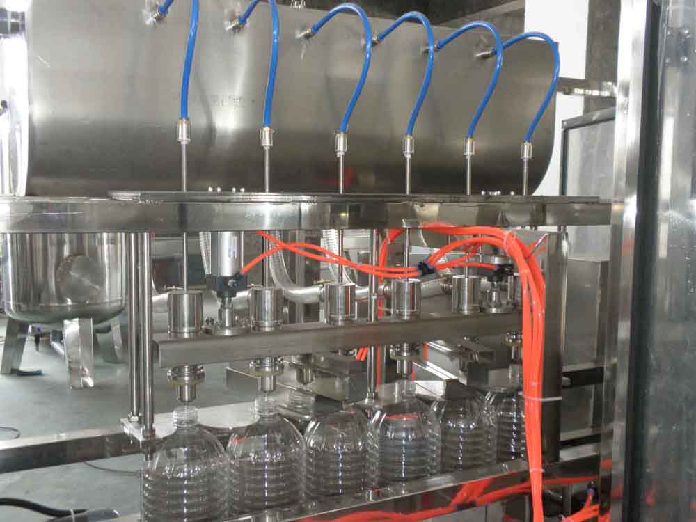 linear washing filling capping machine