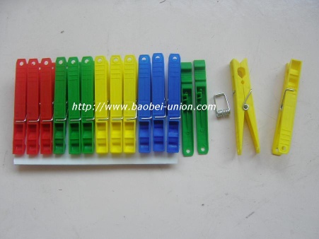 plastic clothes pegs clips pins laundry products