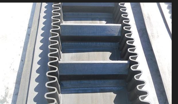 EP rubber conveyor belt with Abrasion resistant