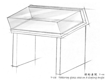 Table top glass case on a sloping angle T-03