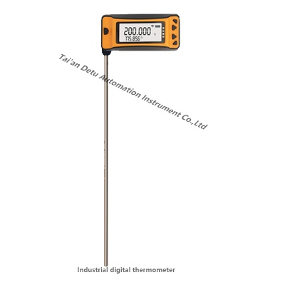Industrial digital thermometer with LCD screen and long stem