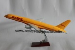 sell model plane B757(DHL) 47cm - model plane B757