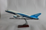 sell resin airplane model B787 43cm - plane model B787