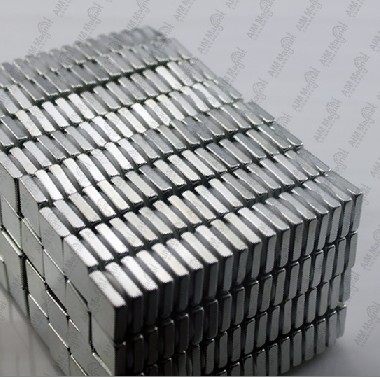 Rare earth of N52 strong permanent magnet