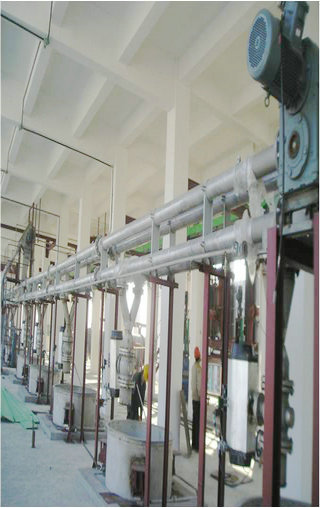 Tube chain conveying system