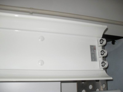 T8 three tube florescent lamp bracket with cover