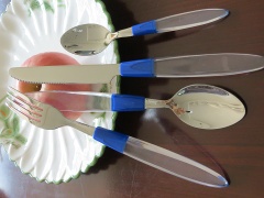 High Quality Flatware with Color Box Packing (ST6613)