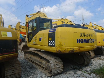 Used Komatsu PC200-7 Crawler Excavator