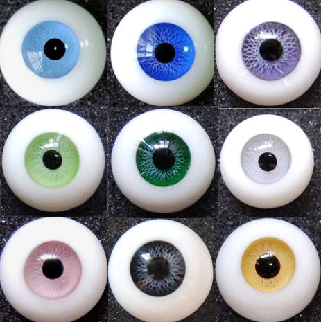 doll eye - paperweight glass eyes