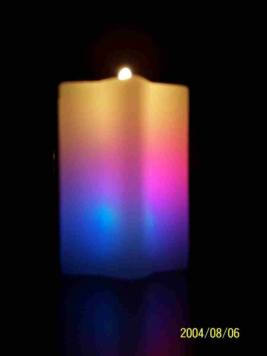 Dreaming color changing candle