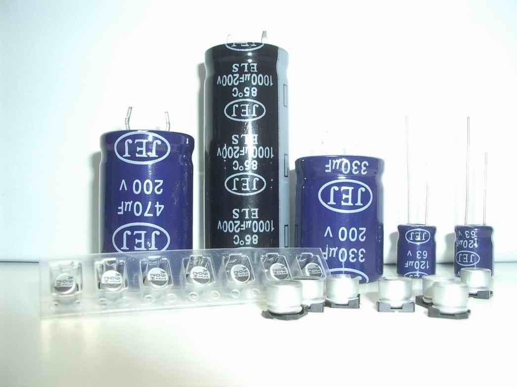 Aluminium Electrolytic Capacitor - SMD
