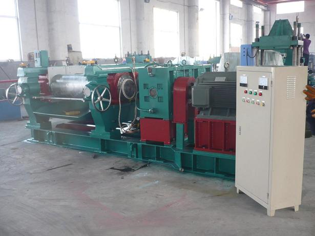 Rubber Mixing Mill With Stock Blender Device