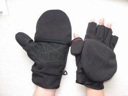 Fleece hunting gloves