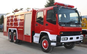 Isuzu foam fire engine18771500288