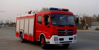 Dongfeng Tianjin foam fire truck18771500288