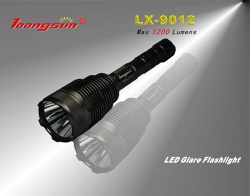 LED long-range flashlight