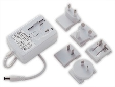 24W interchangeable plugs switching power supply