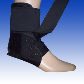 CLYL ANKLE BRACE WITH HINGES