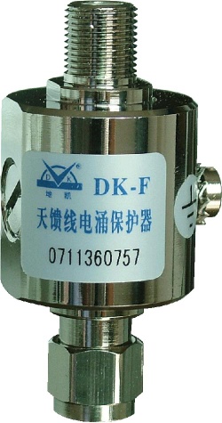 type Antenna surge protector