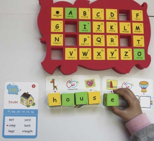 ElephantCube English ABC Blocks Set (with Flashcards inside)