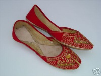 Indian Beaded ladies shoes leather khussa mojari women footwear