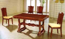 Wooden table/chairs
