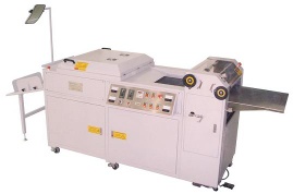 small format uv coating machine