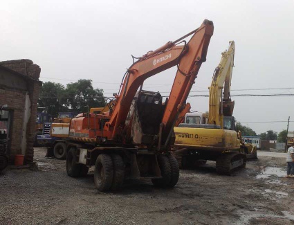 USED HITACHI EX100WD-1 EXCAVATOR