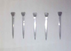 FJ TYPE HORSESHOE NAILS