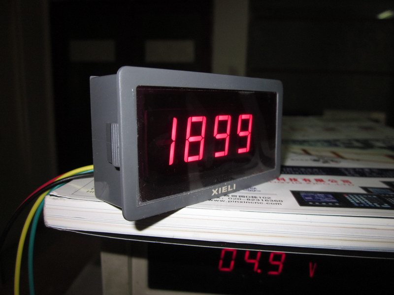 XL5135V digital voltmeter