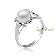 Fashion 925 Silver Ring with Freshwater Pearl