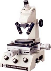 Toolmaker Microscope - RTM-900