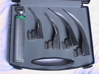 FIBER OPTIC LARYNGOSCOPE
