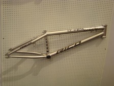 BICYCLE/BIKE STEEL/IRON LOW-TAN/HI-TAN/CRO MO STEEL 4130/CR-MO STEEL/ALLOY 6061 OR 7075/FRAME AND FORK/BAR/STEM/SPARE PARTS