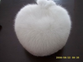 fur plates and apparel accessories