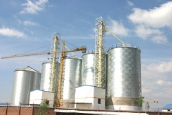 assembled steel silo