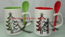 Ceramic Christmas mug with spoon