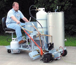 Self-propelled Sitting Thermoplastic marking machine