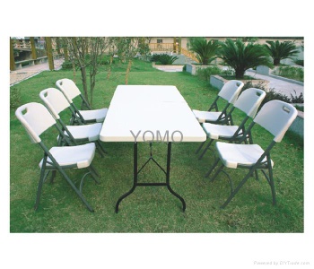 6ft Plastic Folding Table& Six Plastic Folding Chairs