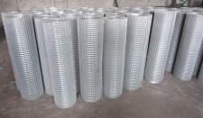 Exporting welded wire mesh fence/American standard welded wire mesh fence