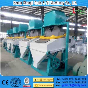 Corn/maize degerminating machine