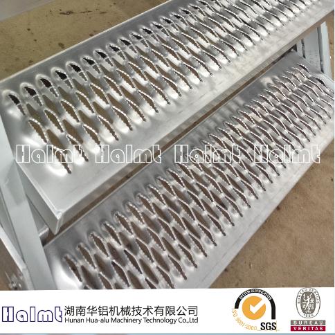 Aluminum perforated pedal