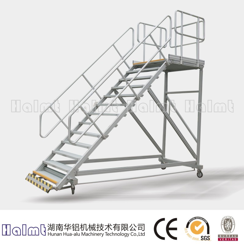 Industrial aluminum platoform step ladder