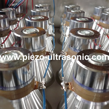 Piezoelectric Cleaning Oscillators